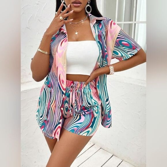 Colorful two piece short set sz Xlarge - Picture 4 of 5